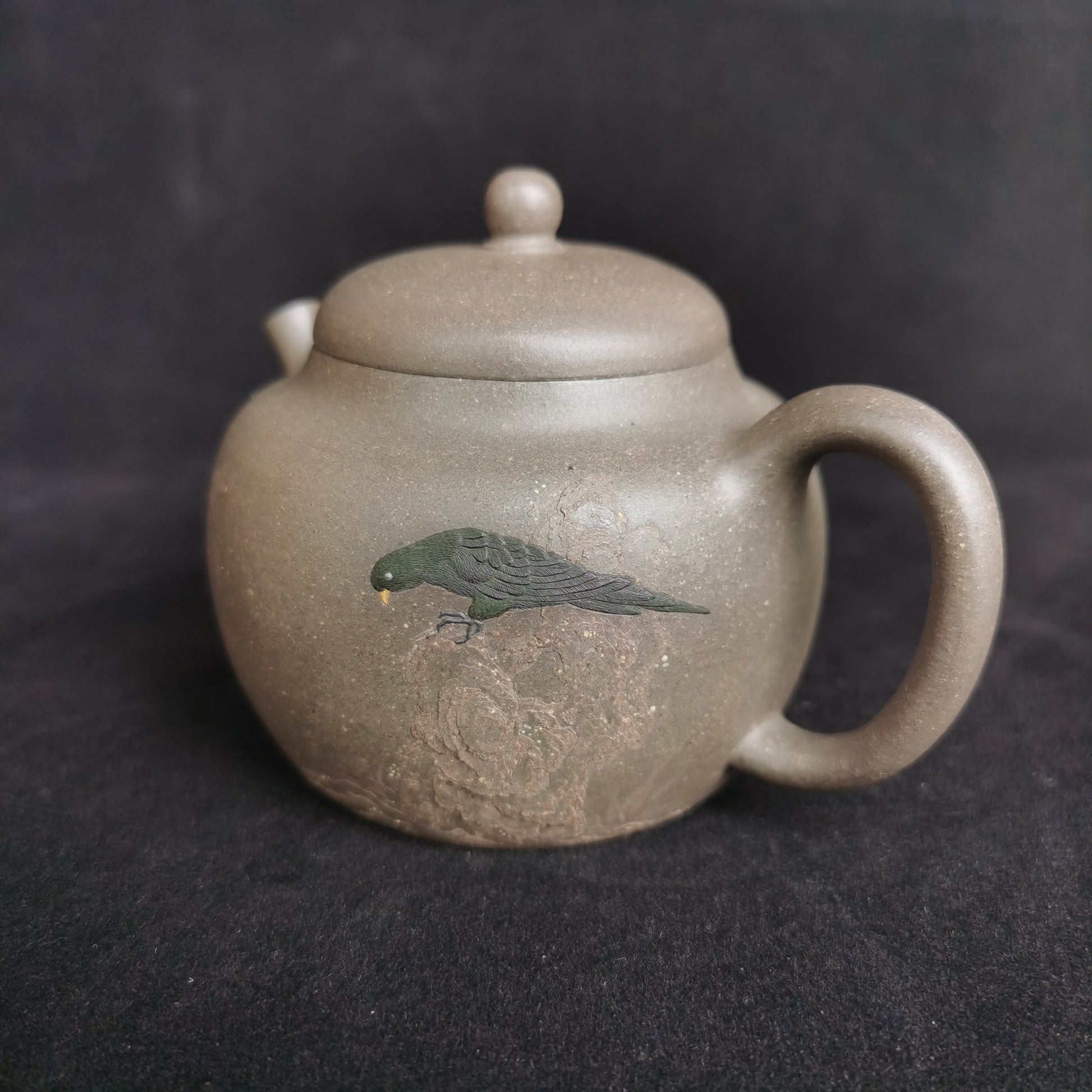 Teapot Artwork parrot from zisha art gallery pattern | SiYuTao Teapot