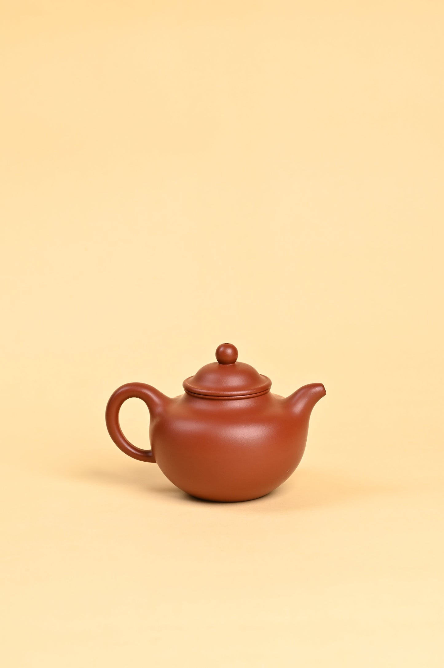 Yi shing teapot for sale handmade back