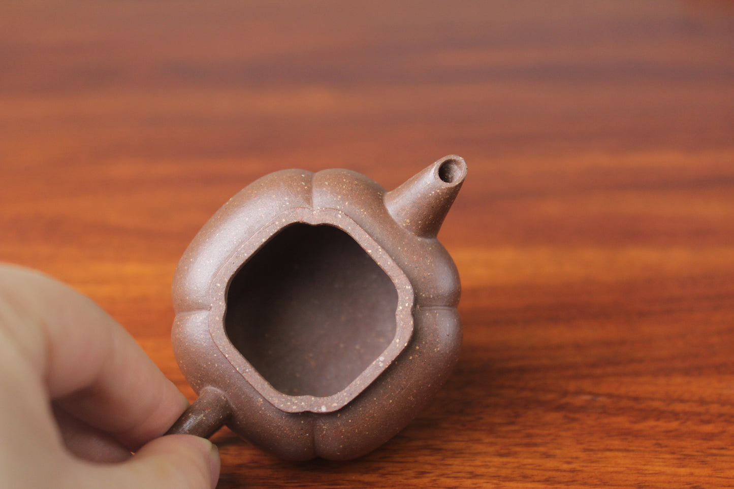 Mouth of the Artistic teapot on the table