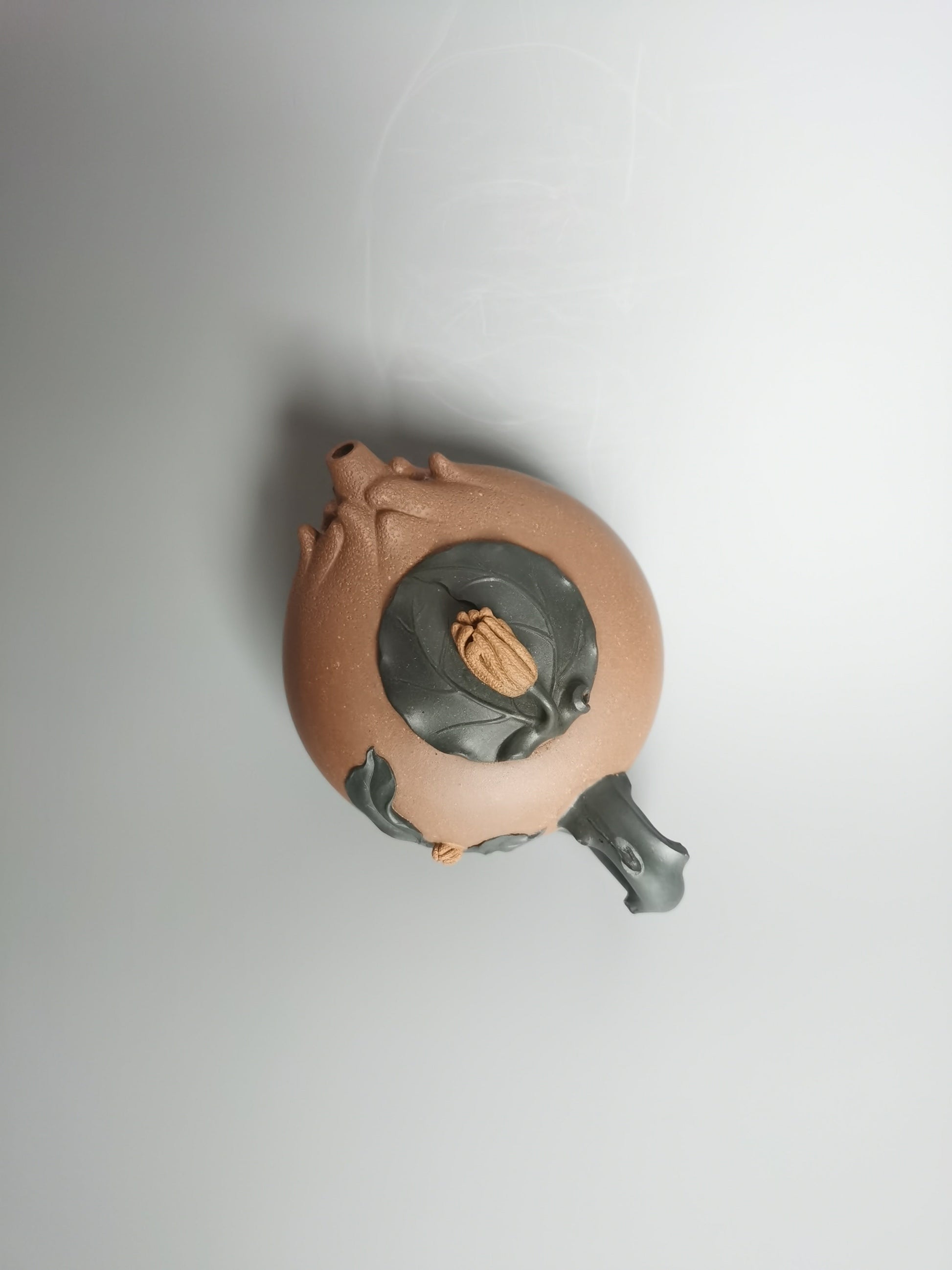 Artistic teapot buddhas hand from zisha art gallery top | SiYuTao Teapot