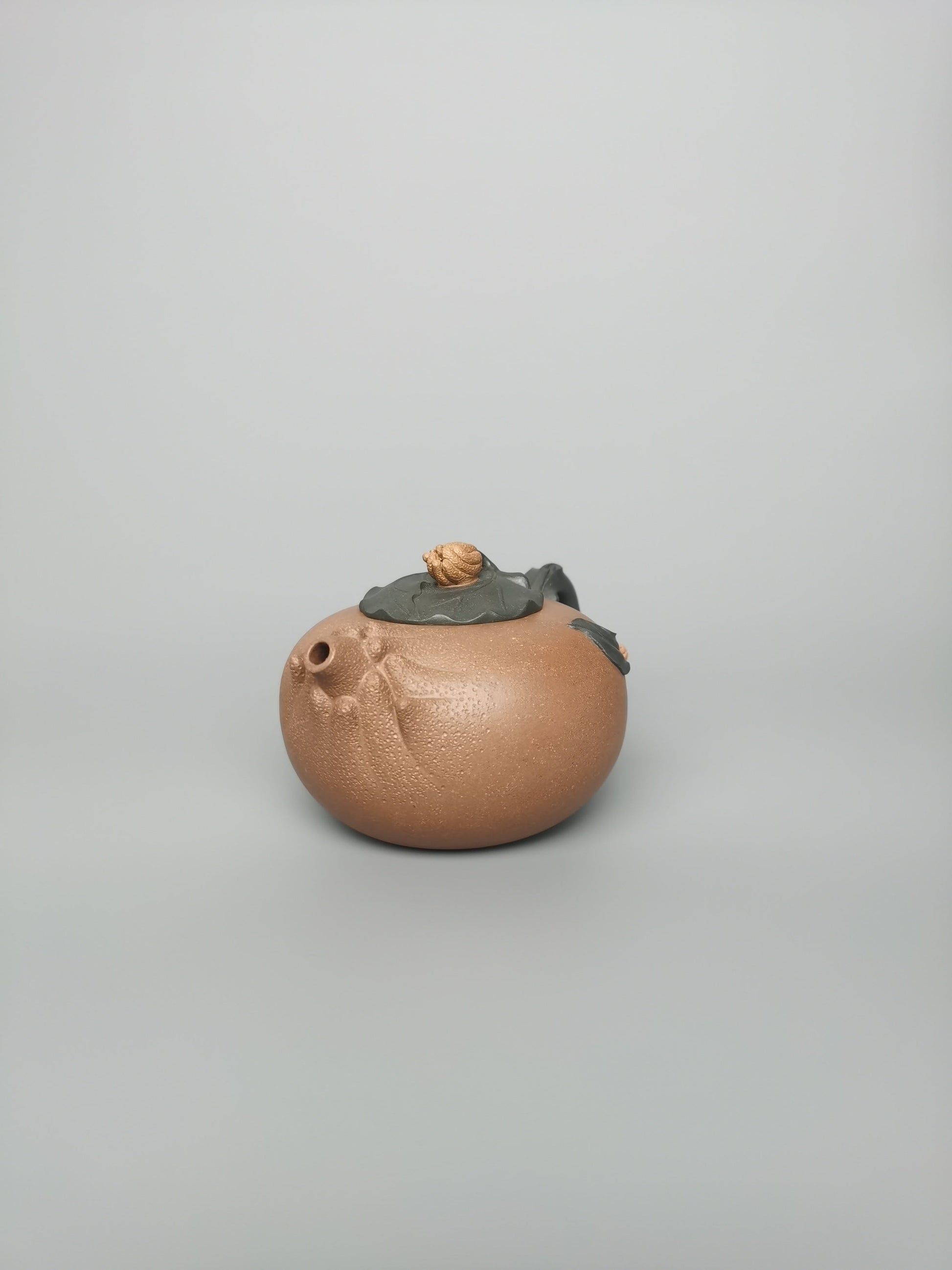 Artistic teapot buddhas hand from zisha art gallery right | SiYuTao Teapot