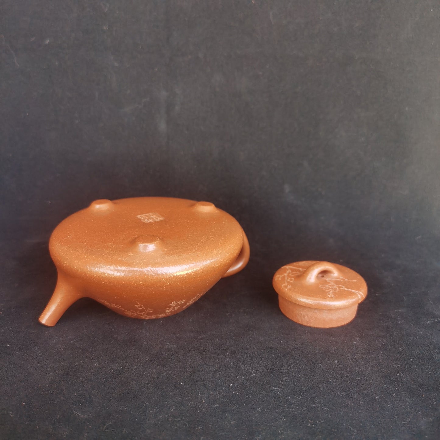 Artistic teapots shi piao from zisha art gallery top bottom | SiYuTao Teapot