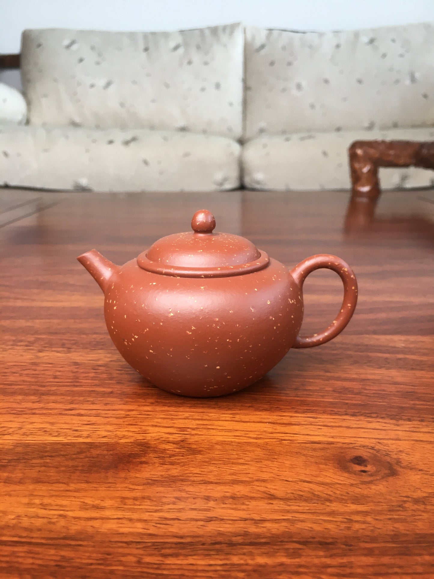 Clay tea pot front