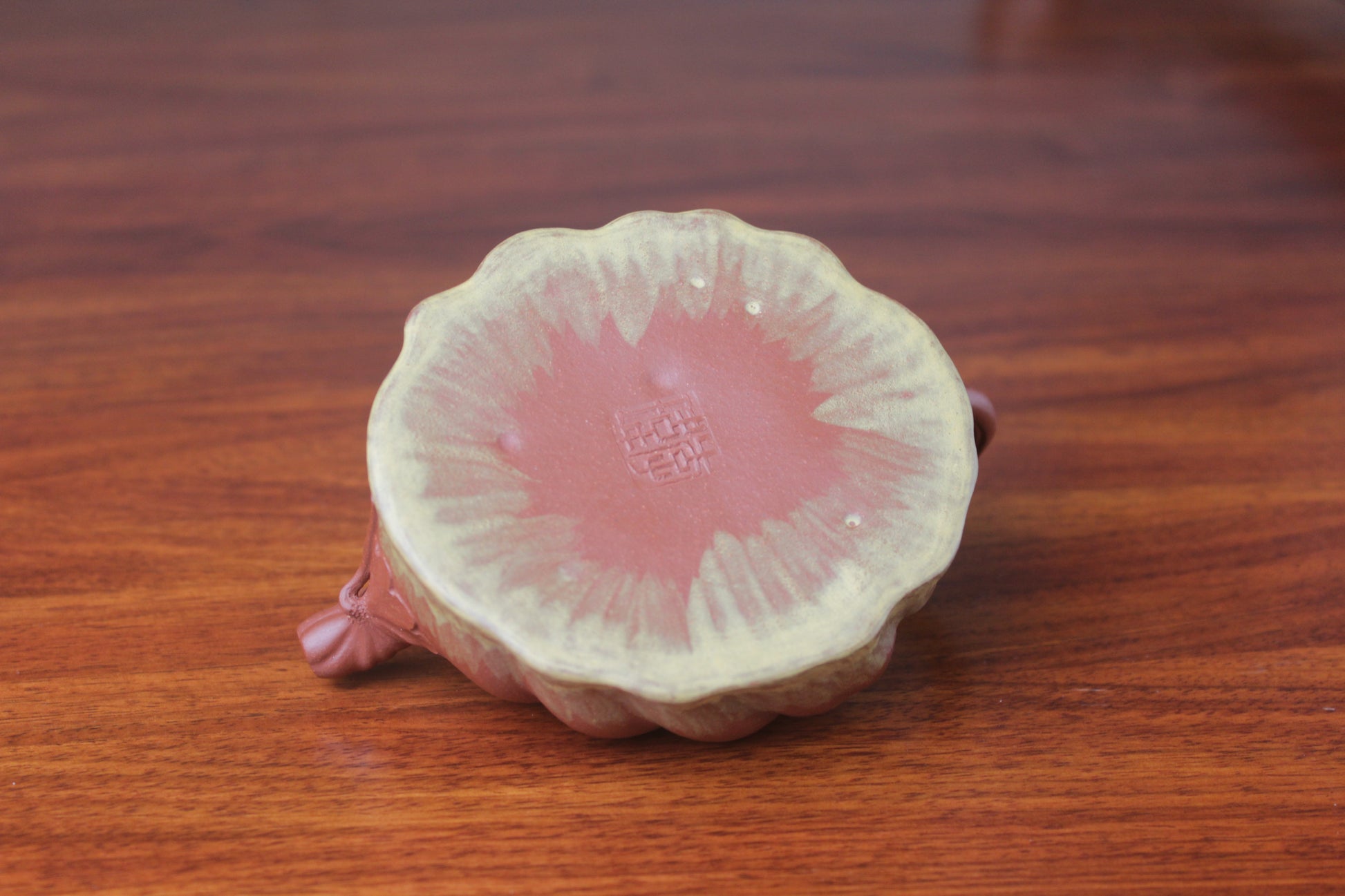 bottom of the Collectible teapot handmade by teapot artist