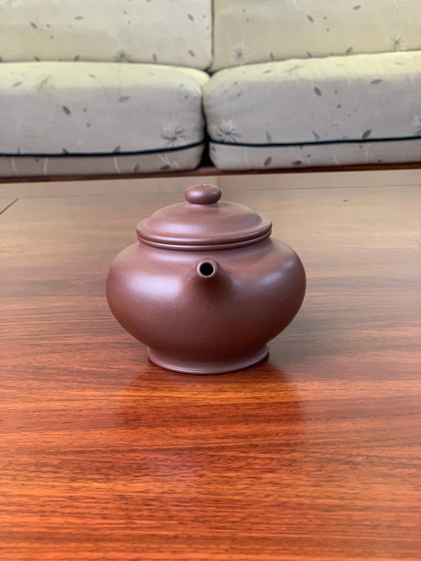 handmade yixing teapot artwork named duo zhi fully handmade by famous artist wei ren from dicaoqing