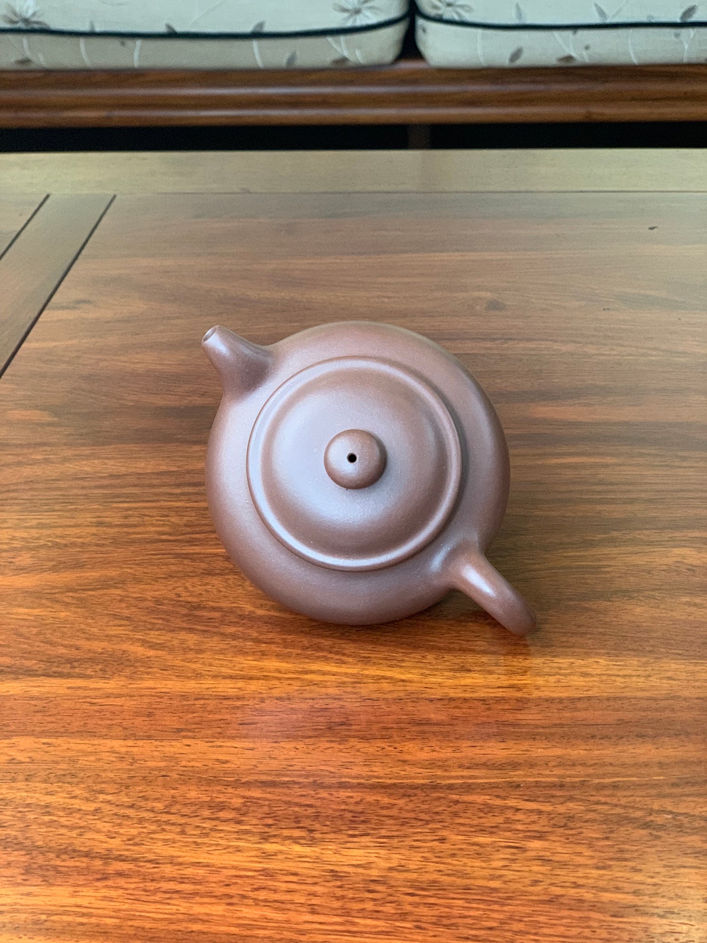 handmade yixing teapot artwork named duo zhi fully handmade by famous artist wei ren from dicaoqing