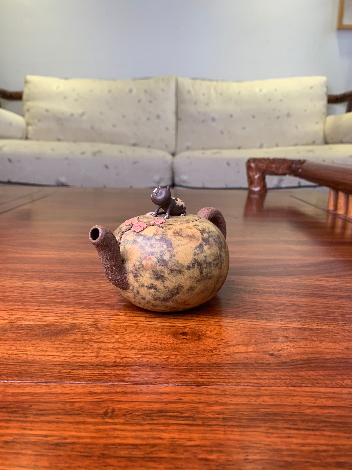 yixing teapot handmade by artist collectible detail