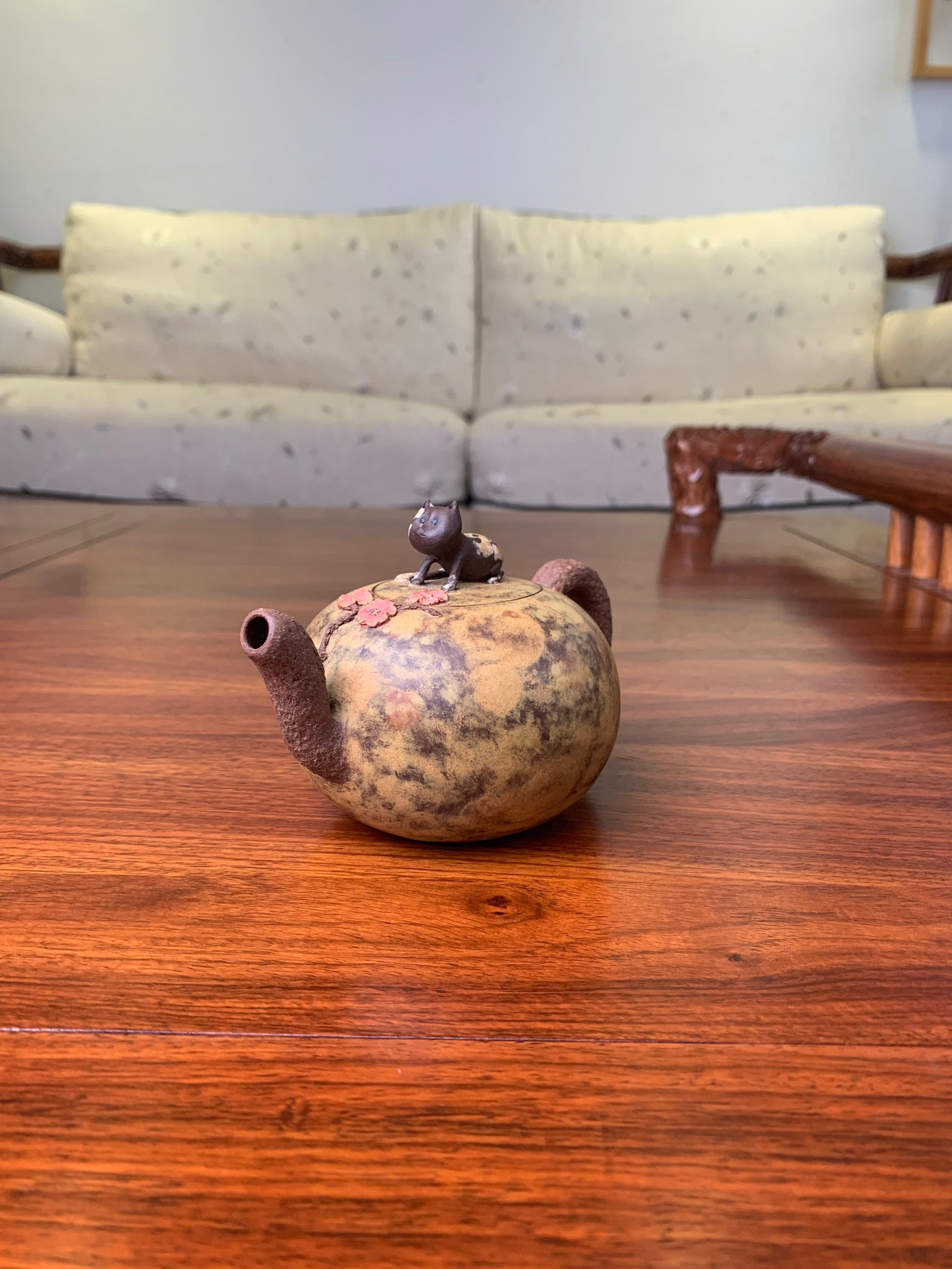 yixing teapot handmade by artist collectible detail