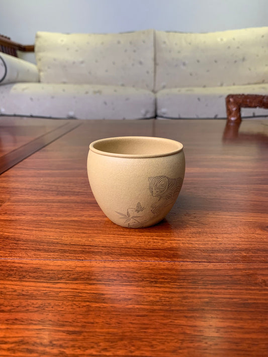 yixing teacup named cat front
