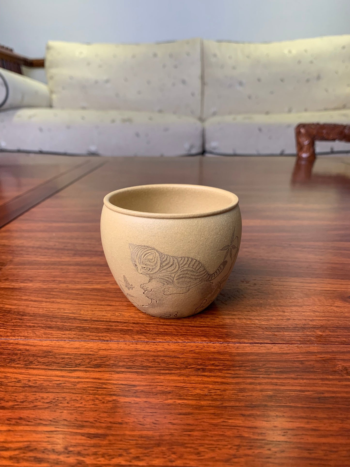 yixing teacup named cat pattern 2