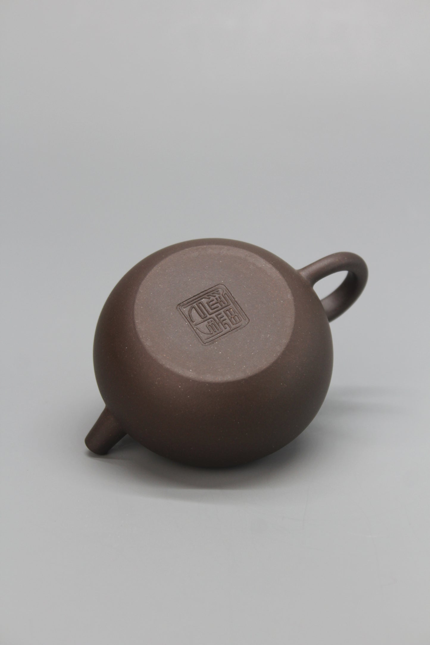 Small teapot handmade bottom