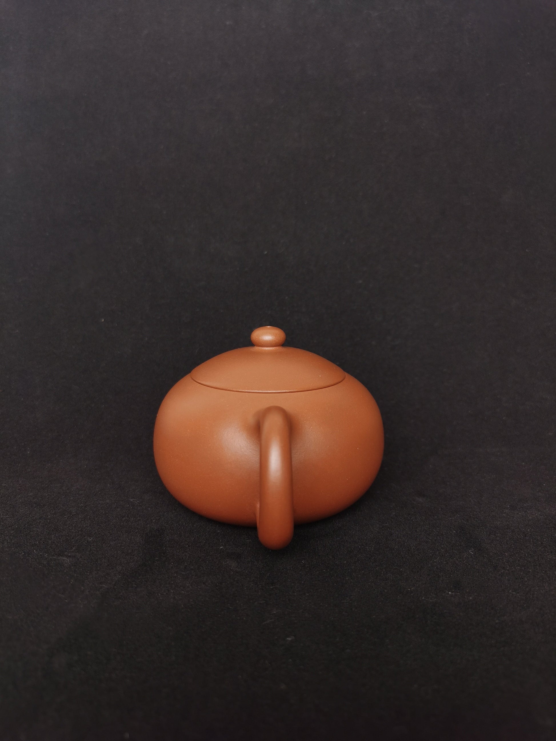 Teapot artwork Xi shi from zisha art gallery handle | Siyutao Teapot