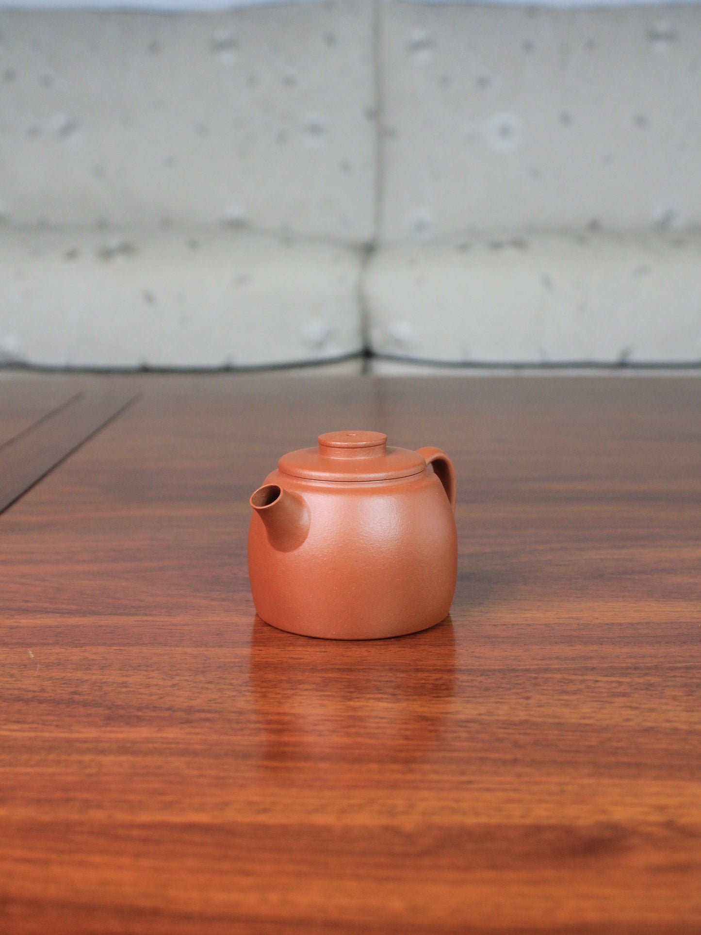 Right view of the yi shing teapot, handmade with yixing clay