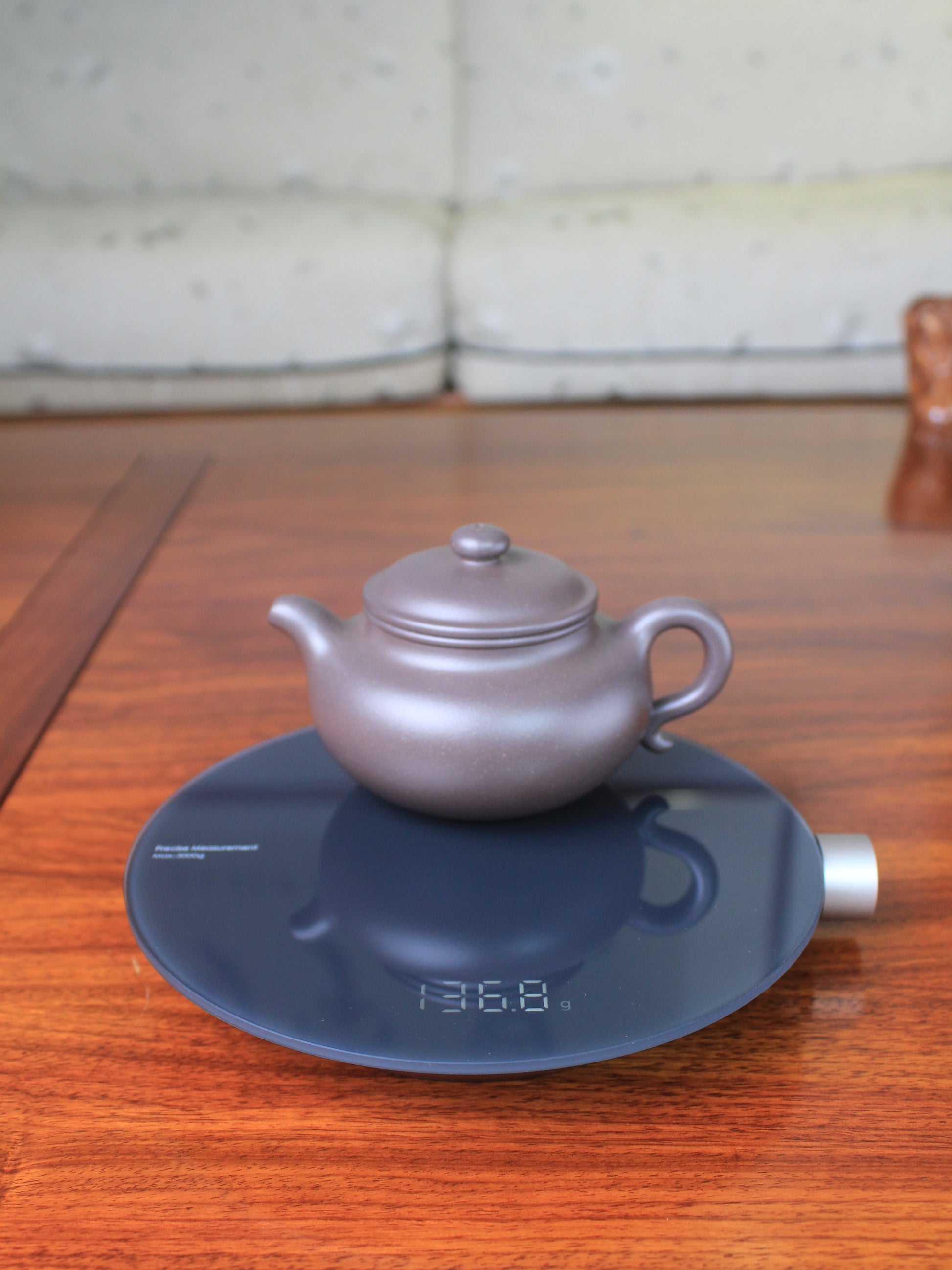 Weight of the yi sing teapot