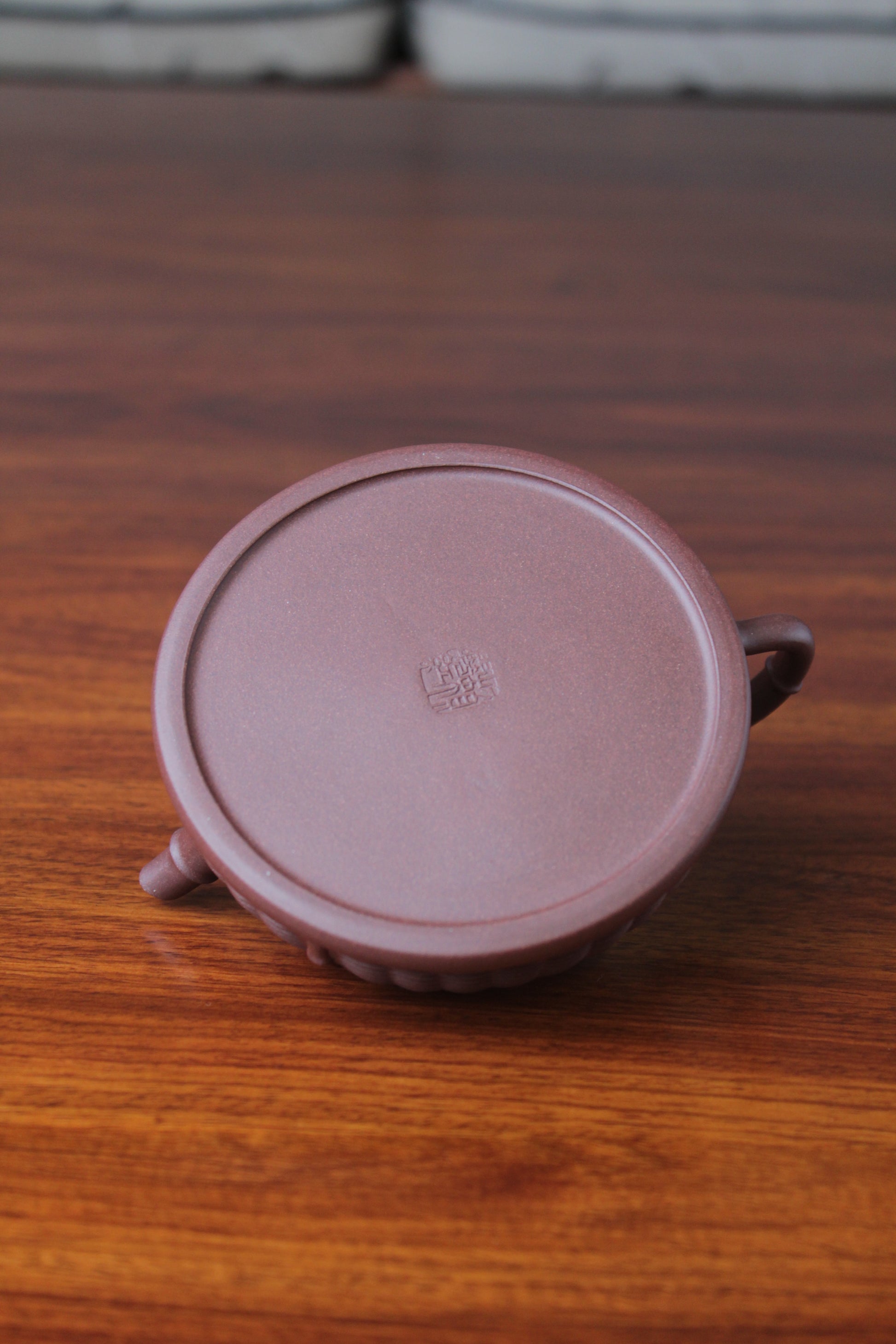 The yi xing tea pot bottom