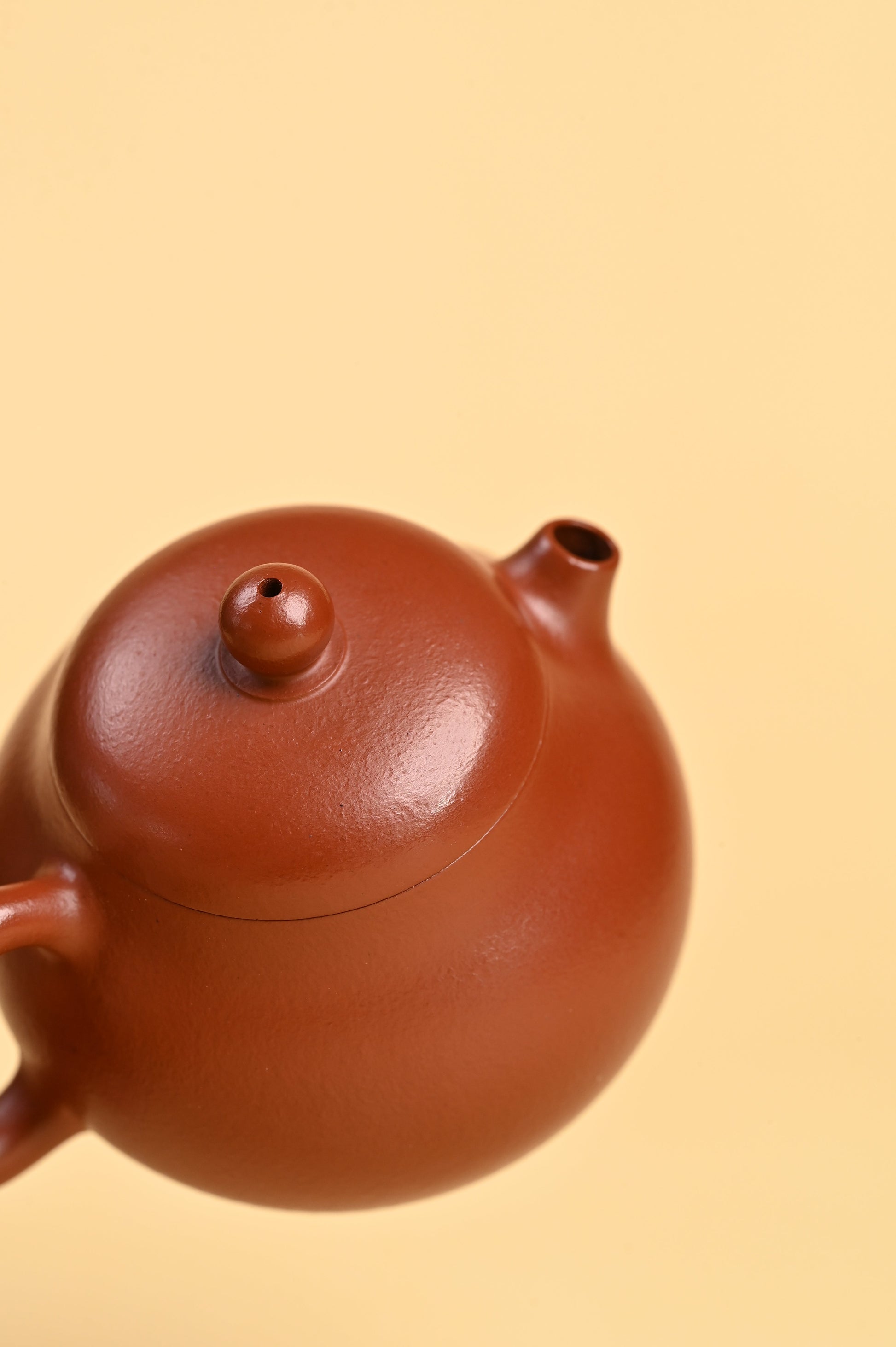 yixing tea pot, the horse for one person lid