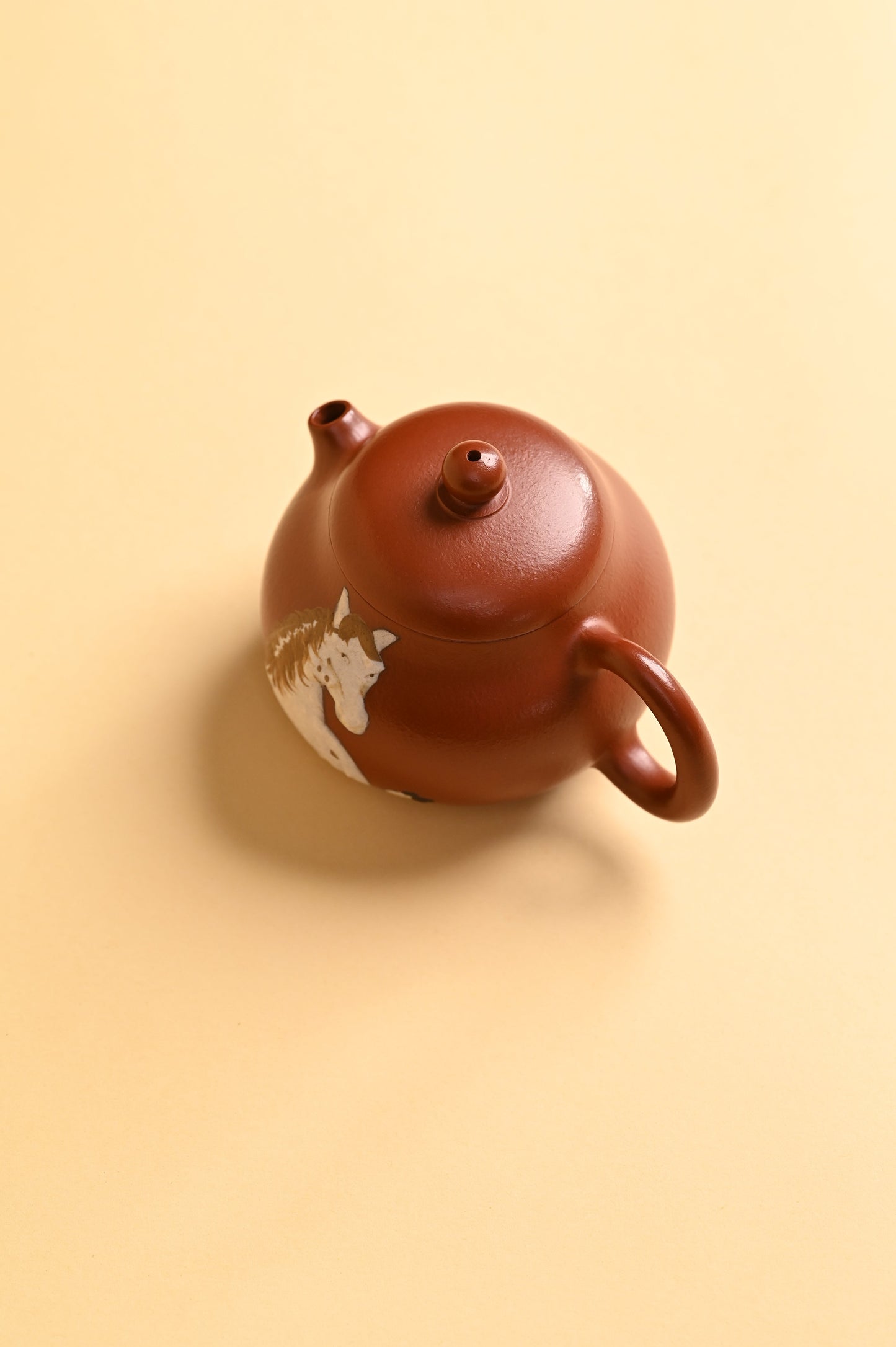 yixing tea pot, the horse for one person lid
