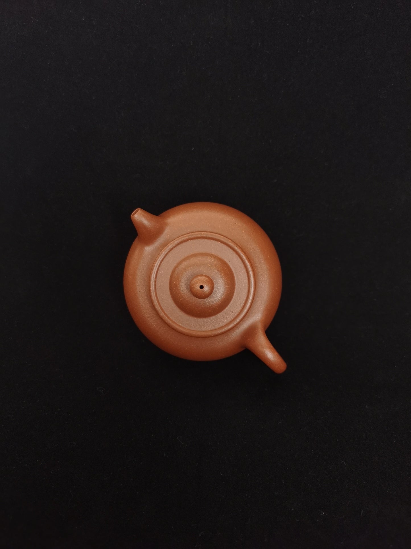 Yixing teapot handmade bianheng from zisha art gallery top | SiYuTao Teapot