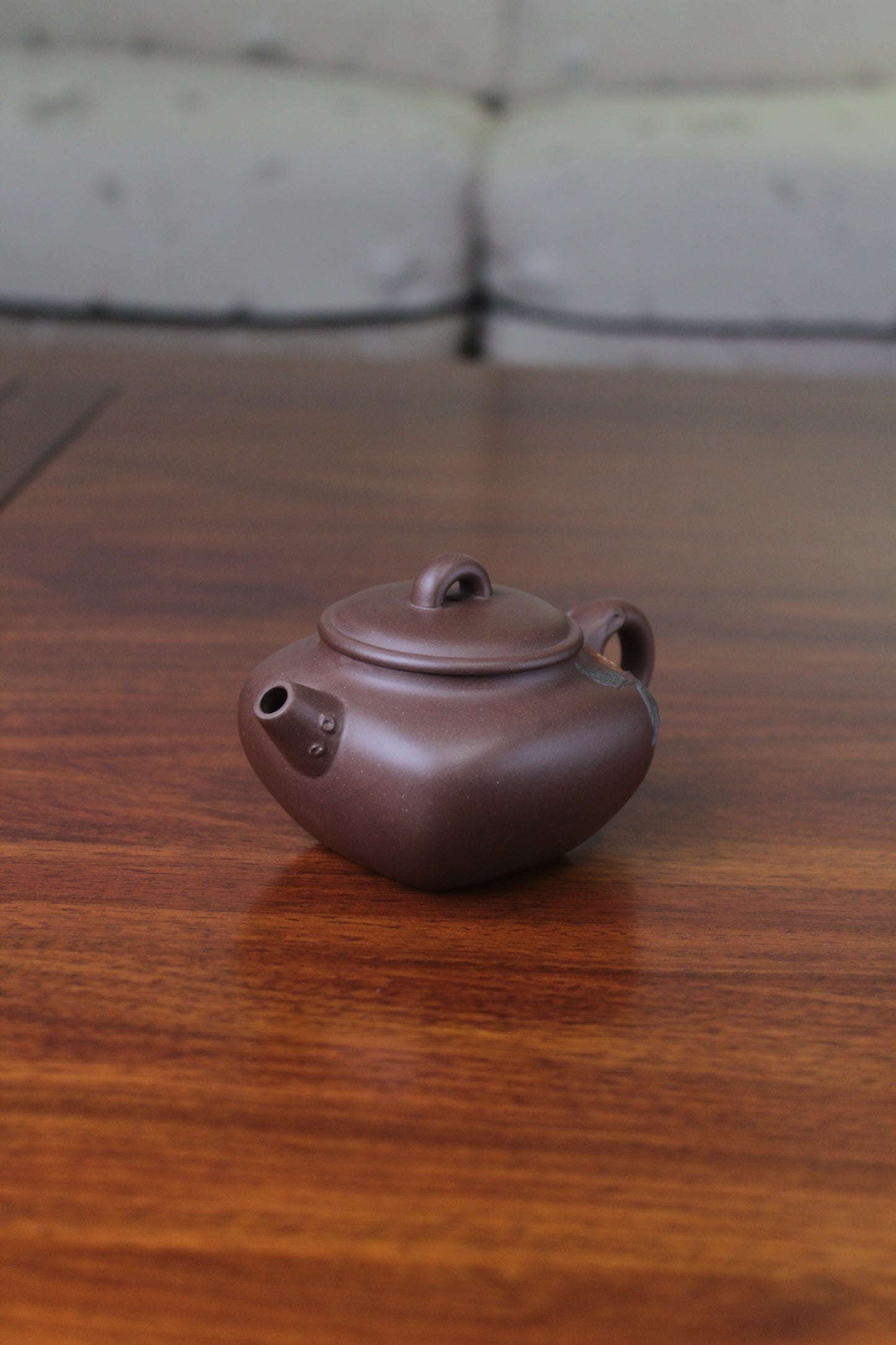 Right view of the yixing teapot named flower