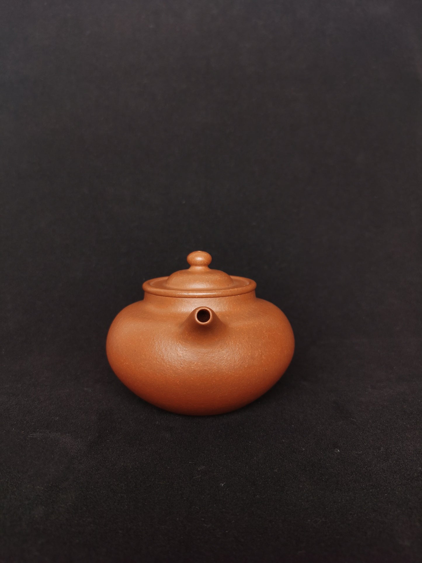 Yixing teapot handmade bianheng from zisha art gallery mouth | SiYuTao Teapot