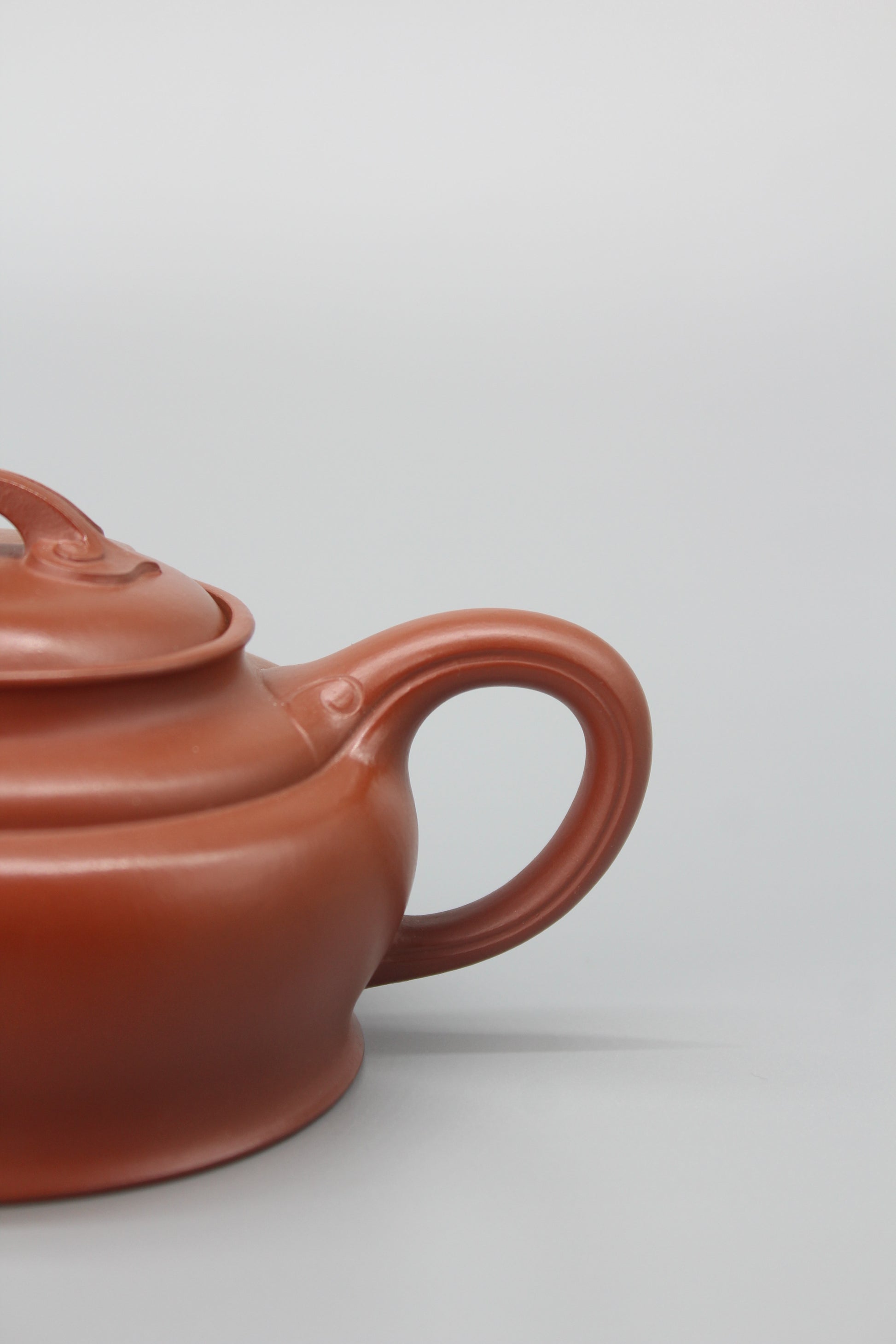 chinese yixing teapot ru yi fully handmade by artist handle