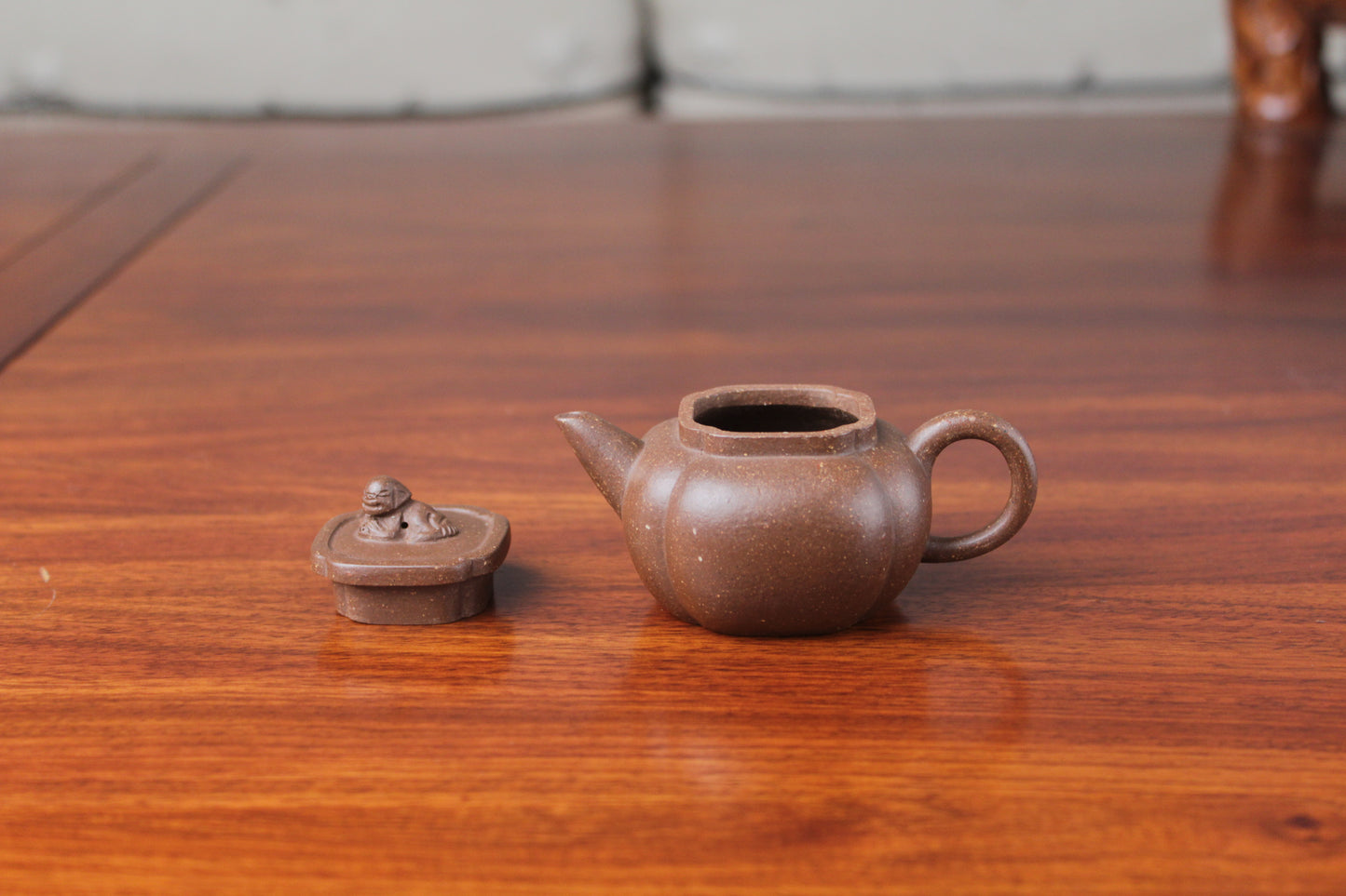 Yixing teapot shi qiu half handmade 58ml
