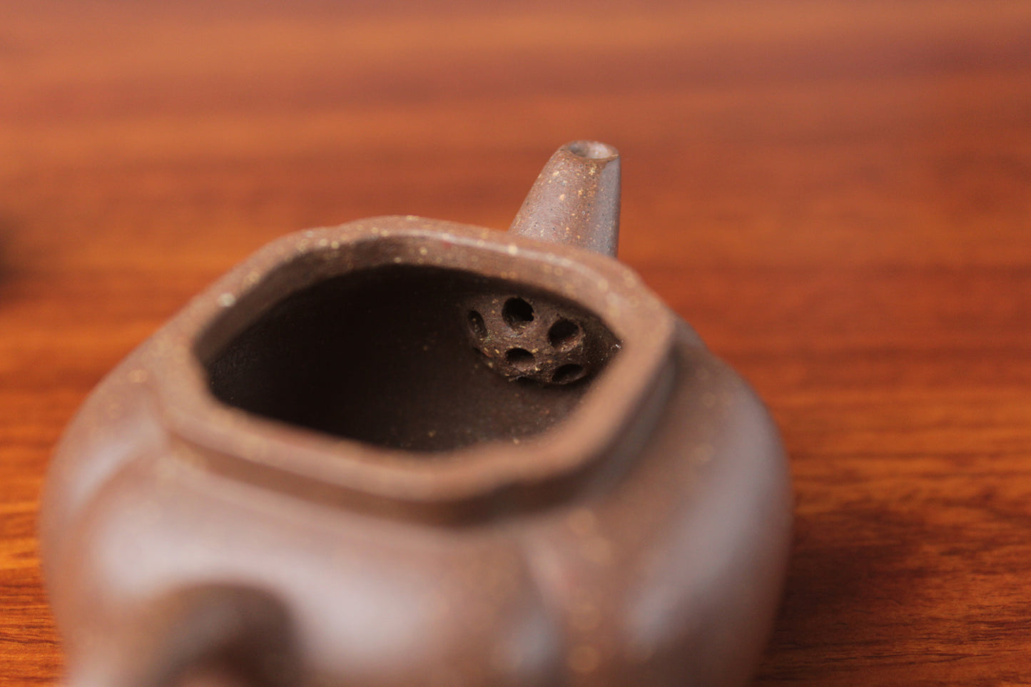 Yixing teapot shi qiu half handmade 58ml
