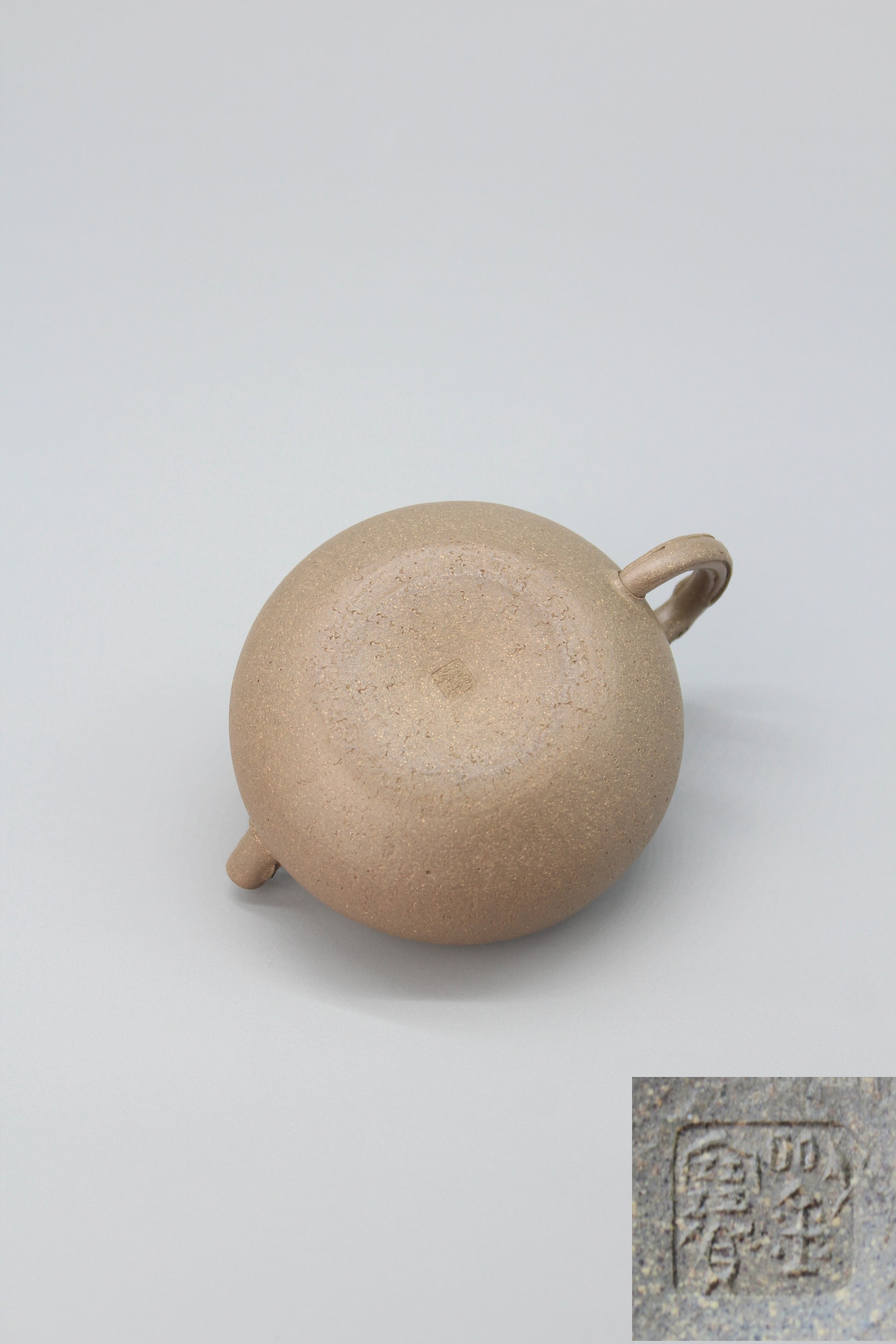 yixing teapot, fully handmade from purple clay bottom