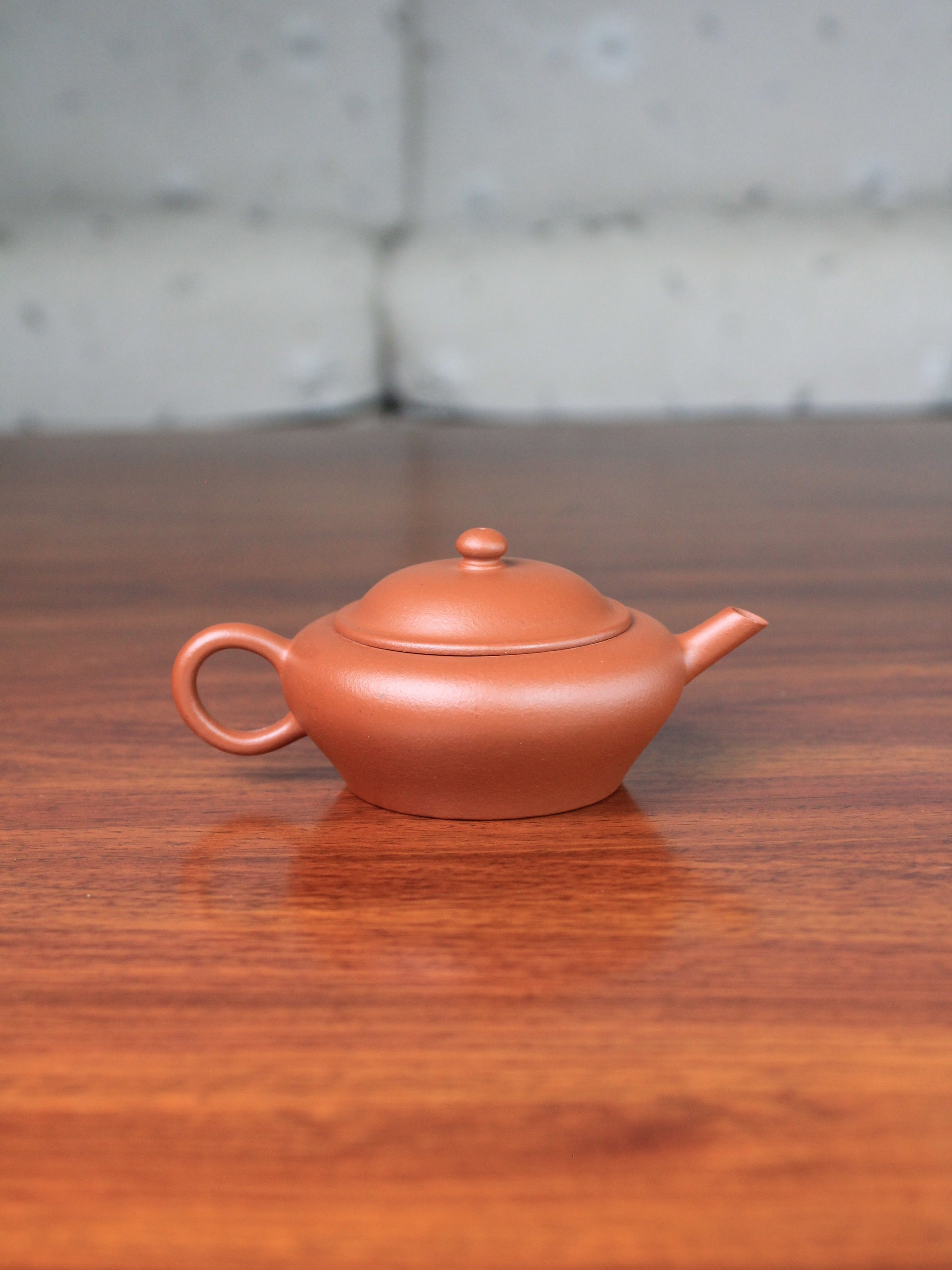 Back view of the zhu ni teapot