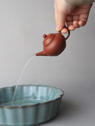 small zisha teapot with perfect pour