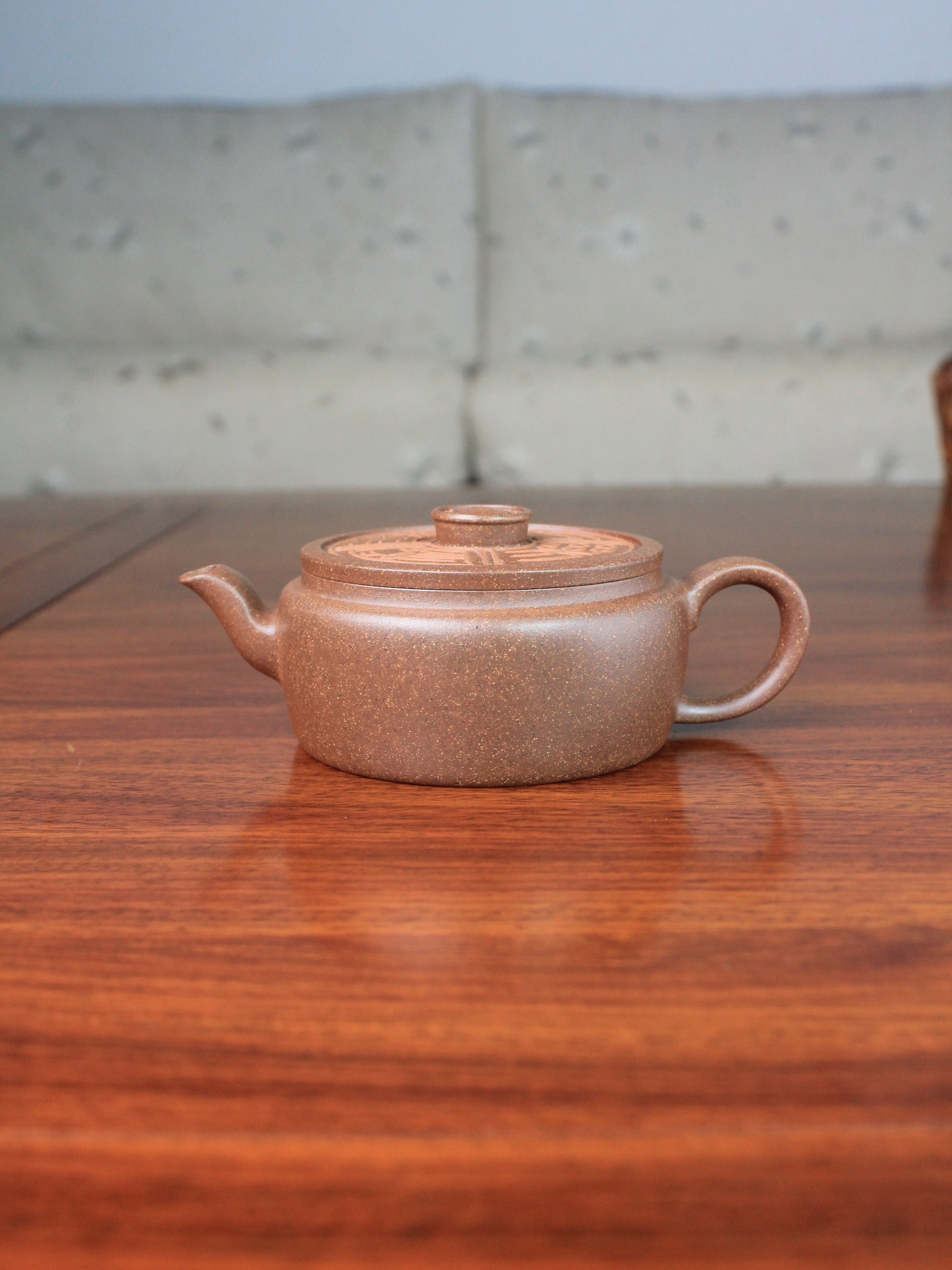 zisha teapot handmade with zisha clay