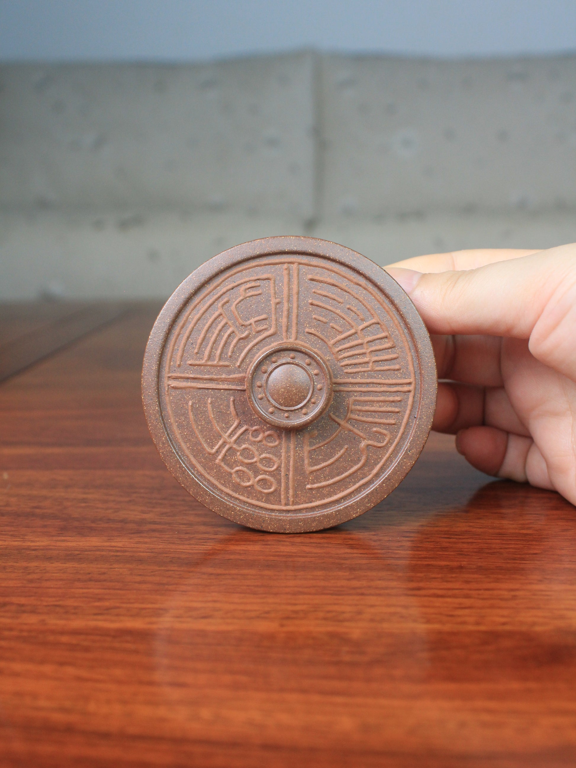 Lid of the han wa zisha teapot