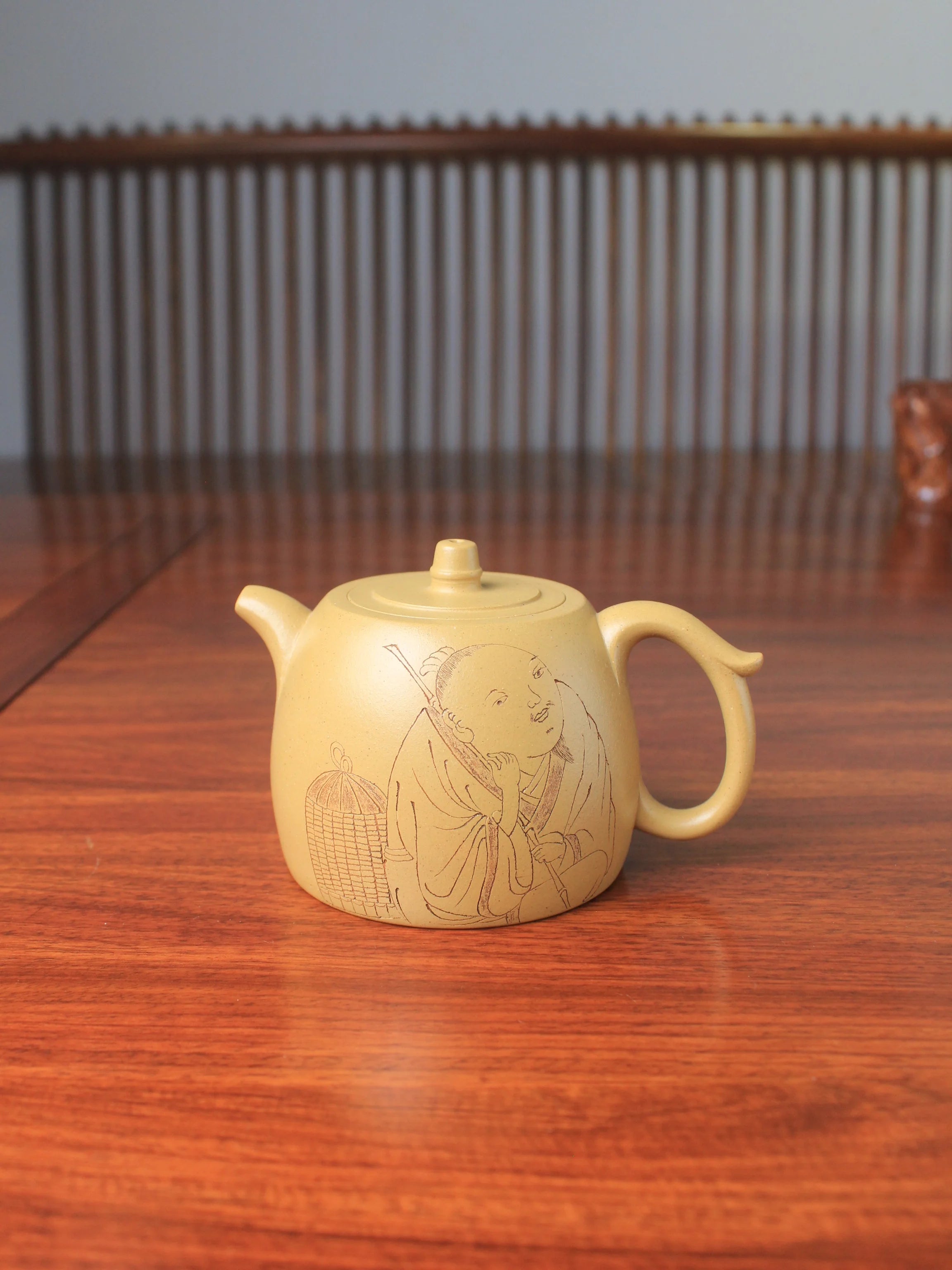 zisha teapot named Han Duo for loose leaf tea