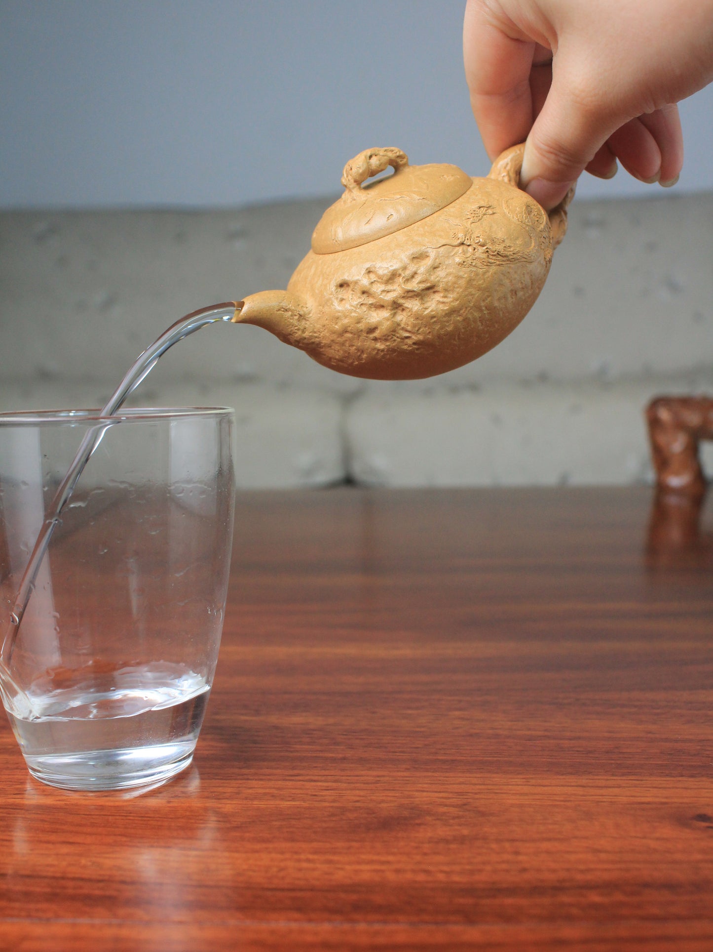 Pour of the Dragon zisha teapot