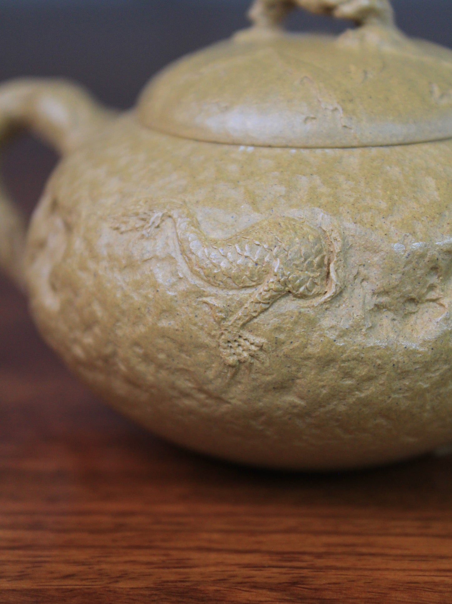 Teapot artwork Dragon gongchun fully handmade by teapot artist Fan 140ml