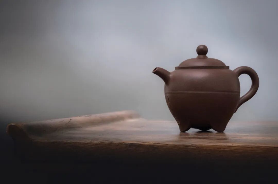 Chen Mingyuan’s Sudai yixing teapot