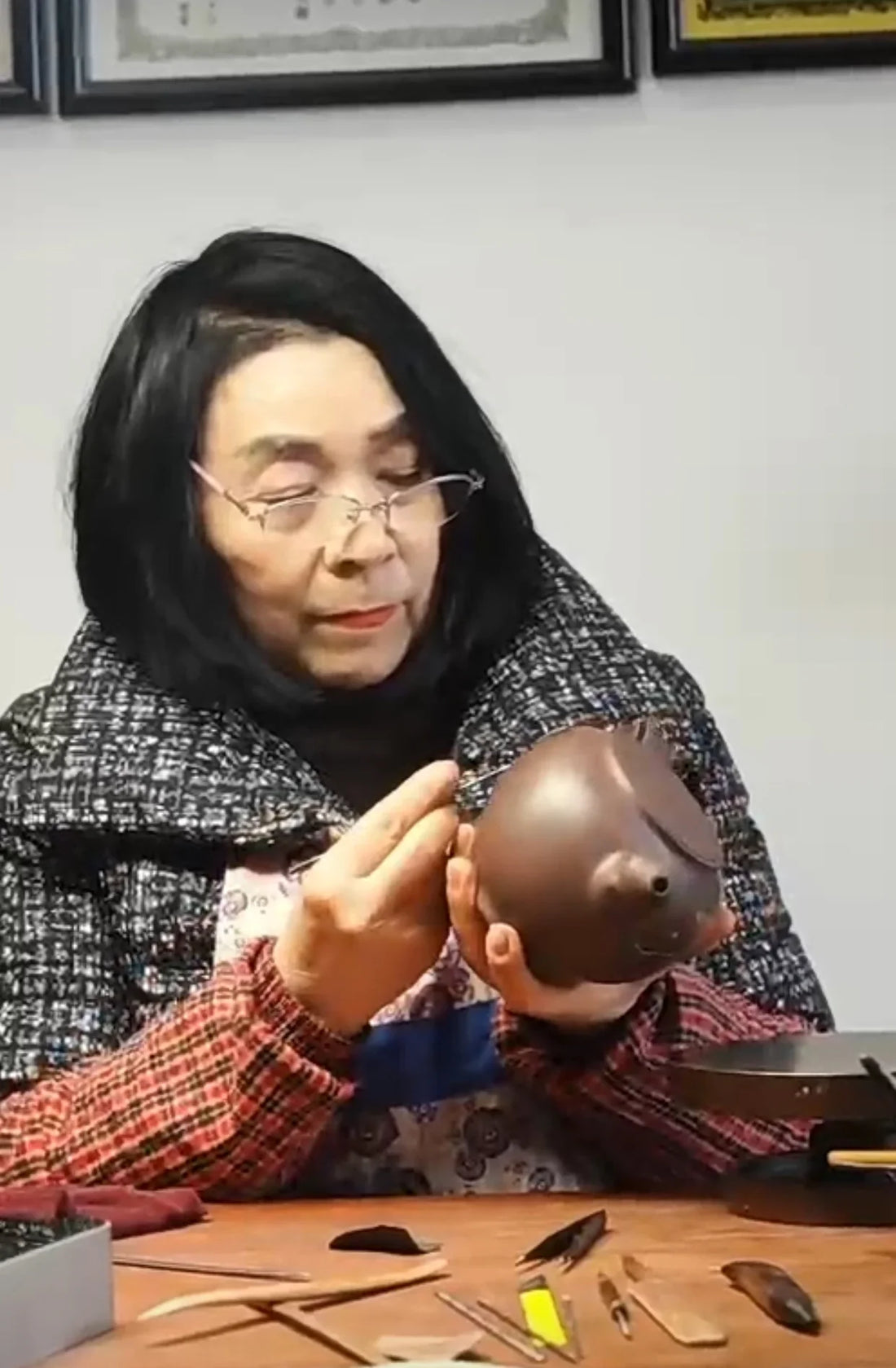 Yixing teapot artist Chen Cheng