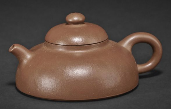 zisha Flat Duoqiu Teapot 