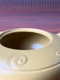 Collectible teapot named xiang zhi 祥至 fully handmade by wang tian tian with ben shan lv ni  270ml