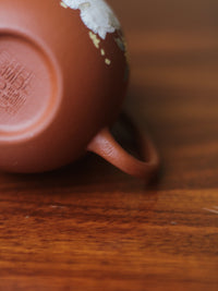 Clay teapot flower designs handle seal mark