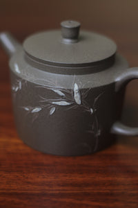 Clay teapot snow bamboo details 2