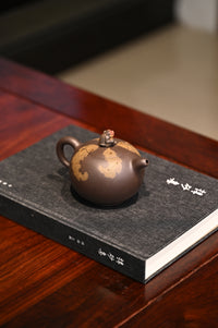 Artwork Yixing teapot Listen to the Rain 400ml Fully handmade