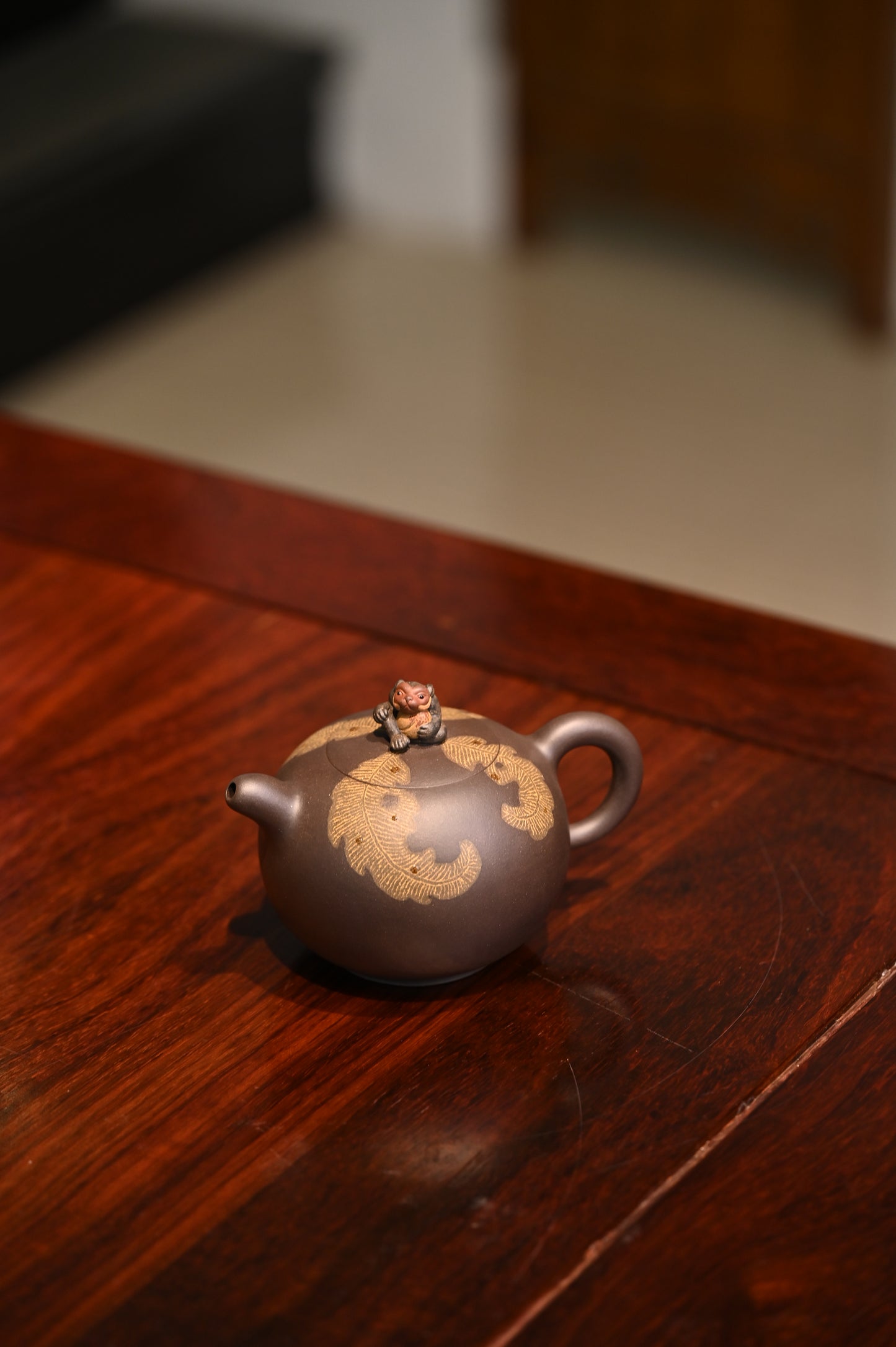 Artwork Yixing teapot Listen to the Rain 400ml Fully handmade