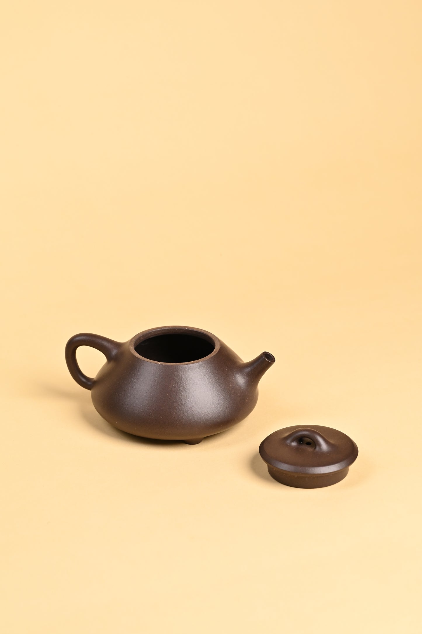 Siyutao teapot shi piao handcrafted 200ml yixing teapot