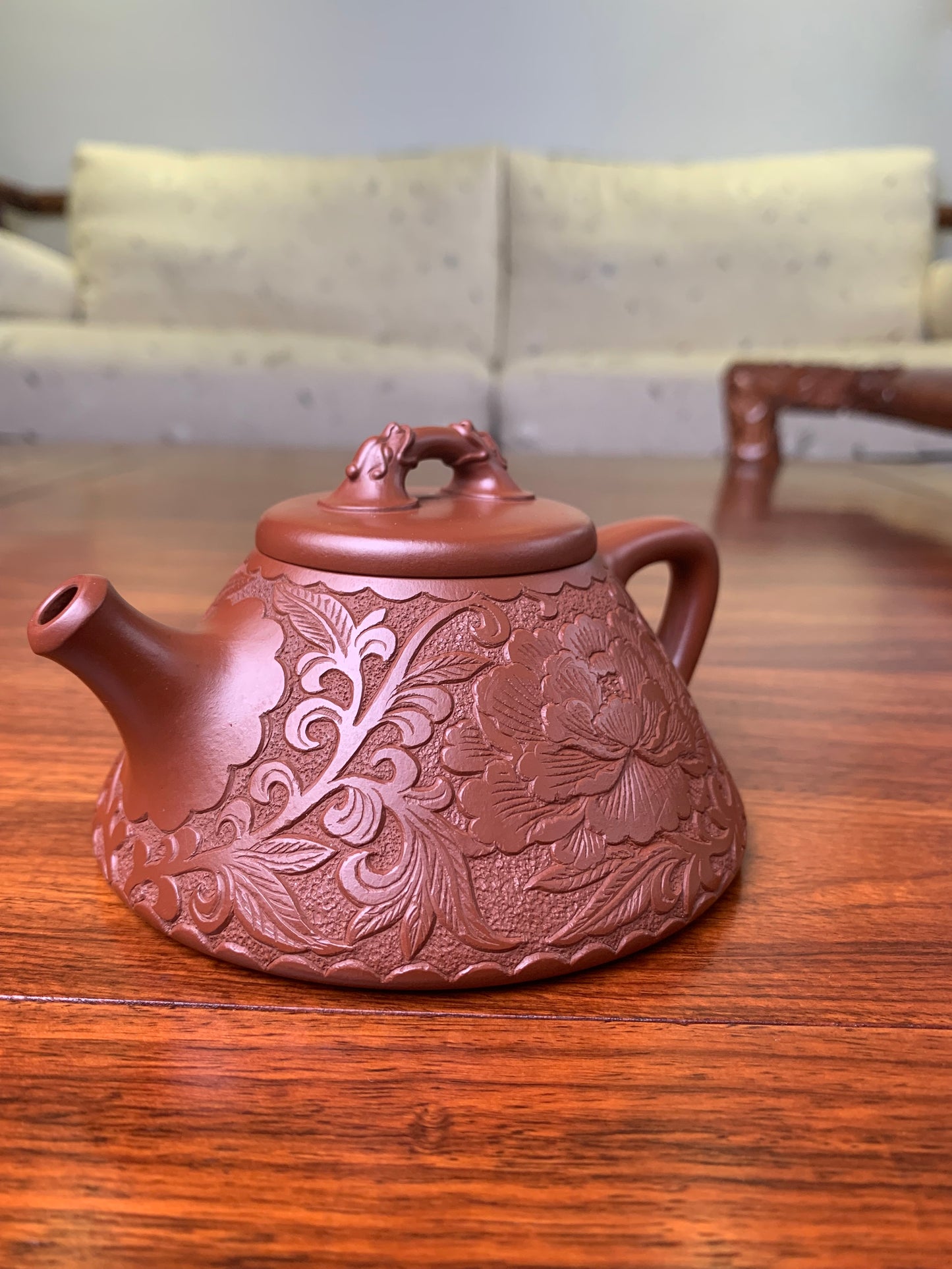 Siyutao artwork teapot garden 190ml fully handmade by Wei Ren