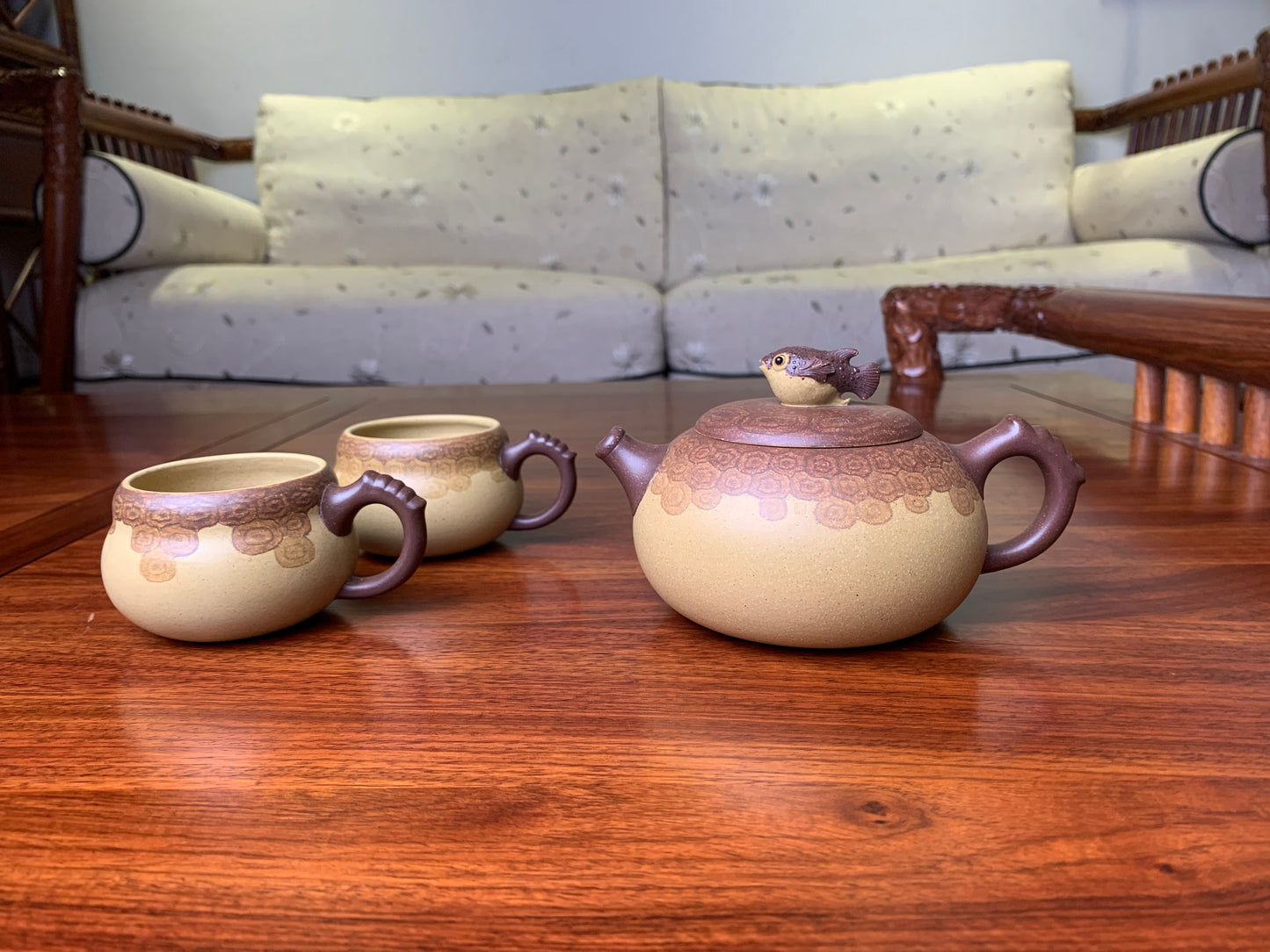 Siyutao artwork teapot he tun fish 280ml fully handmade by Wei Ren