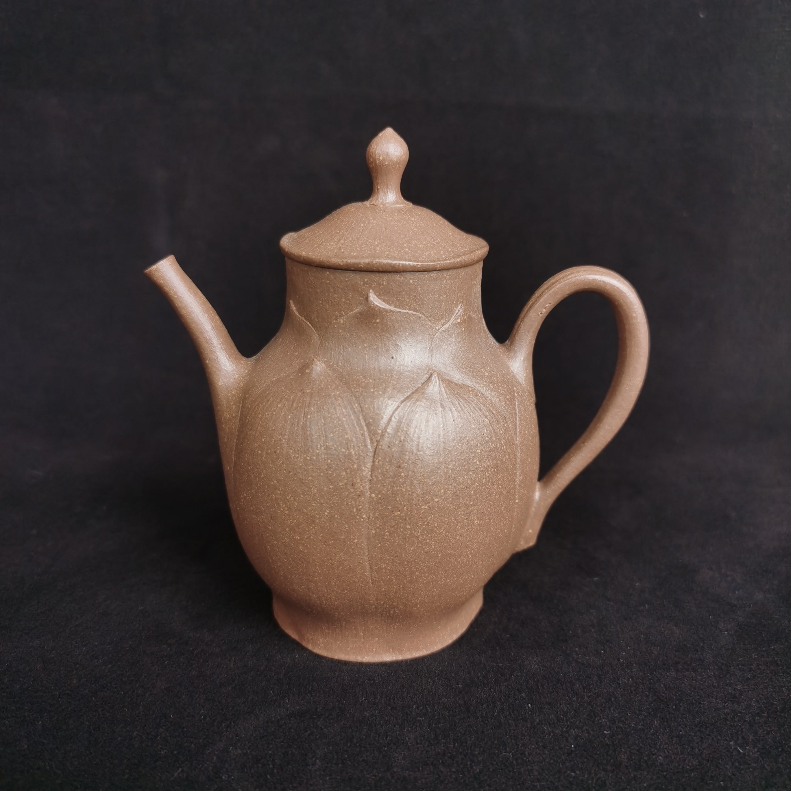 Yixing teapot Lotus 130ml full handcrafted artwork pot - Siyutao