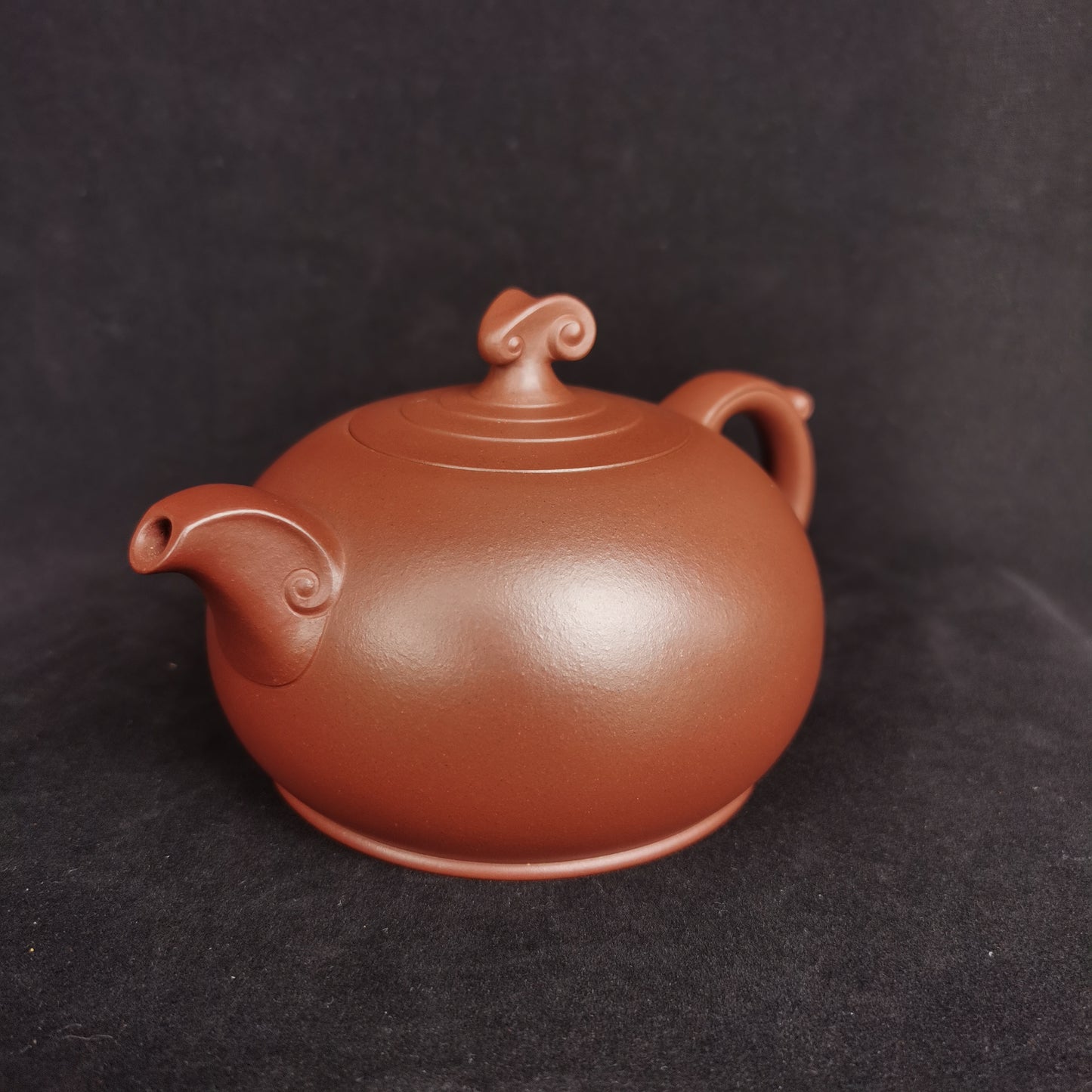 Yixing Teapot The Aries Yixing Zisha DiCaoQing Clay 230ml Full Handmade -Siyutao