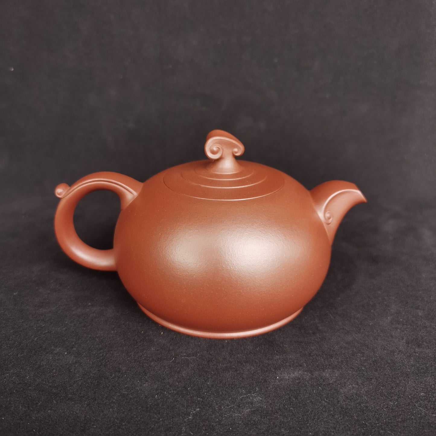 Yixing Teapot The Aries Yixing Zisha DiCaoQing Clay 230ml Full Handmade -Siyutao