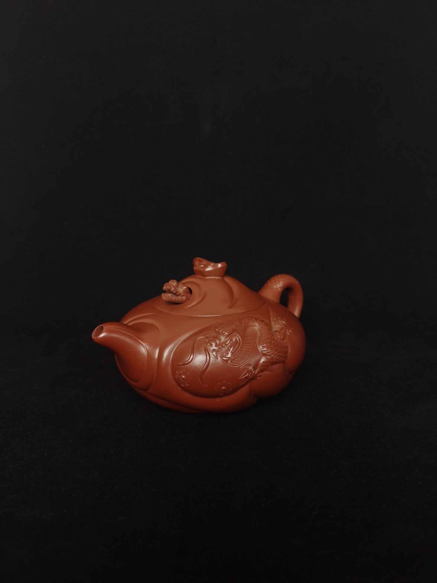 The fish flew over the dragon gate,210ml, Gu Fa Lian ni (Most Archaic Clay Forming) DaHongPao clay from HuangLong mine 4 and aged 32 years ,Full handmade（only one is available）